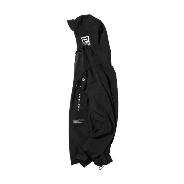 reversal(リバーサル)のreversal リバーサル　STRETCH MOUNTAIN PARKA  メンズのジャケット/アウター(マウンテンパーカー)の商品写真