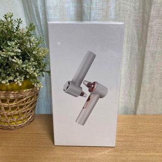 ⭐️雑誌掲載品⭐️毛穴吸引器 温冷機能 美容ライト 高級設計 黒ずみ いちご鼻(その他)