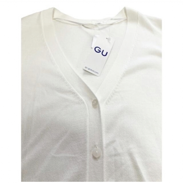 GU(ジーユー)の未使用　Lサイズ　UVカット　ロングカーディガン　GU オフホワイト　長袖 レディースのトップス(カーディガン)の商品写真
