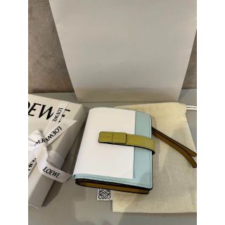 ロエベ 財布(レディース)(ブルー・ネイビー/青色系)の通販 100点以上