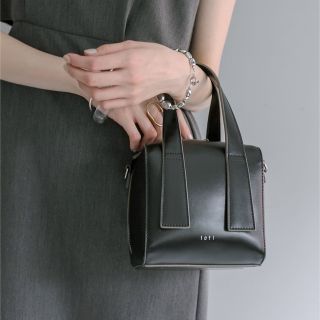 ミスティック(mystic)の【新品未使用】loti ボックスボストンBAG(ショルダーバッグ)