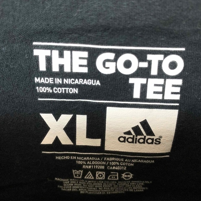 adidas(アディダス)のUS古着 アディダス 半袖ロゴTシャツ バスケット プリントT ゆるだぼ 古着  メンズのトップス(Tシャツ/カットソー(半袖/袖なし))の商品写真