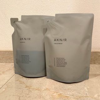⭐︎ AKNIR アクニー ⭐︎ 薬用ヘアシャンプー&トリートメント ⭐︎(シャンプー/コンディショナーセット)