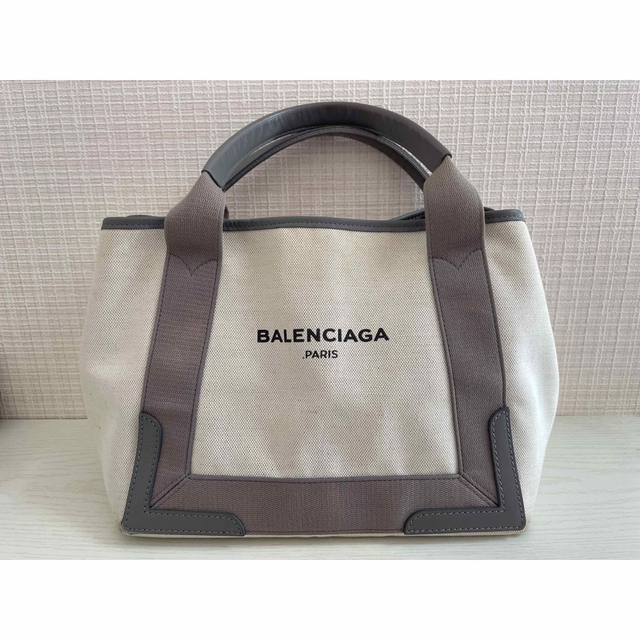 BALENCIAGA バレンシアガ カバスXS グレー 有名なブランド vivacf.net
