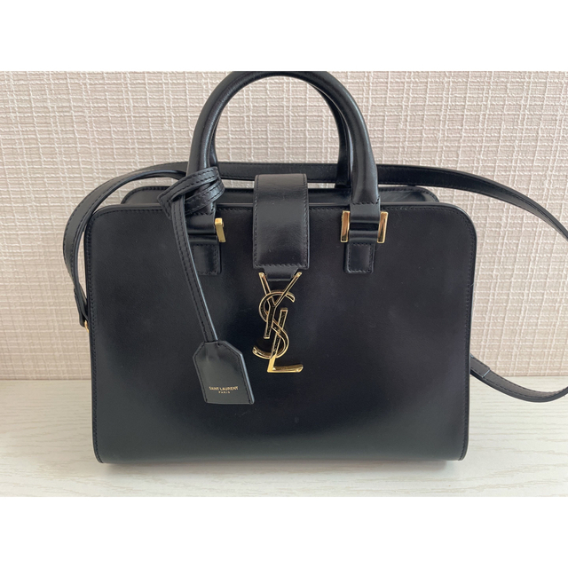 良い品しかない！YSL サンローラン　ベイビーカバス　ショルダーバッグ！！！