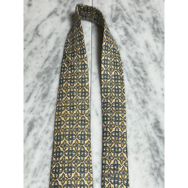 Hermes - 【世界最高峰ネクタイ✨️極美品✨️】HERMES 総柄 マルチ