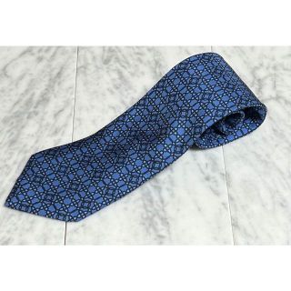 Hermes - 【世界最高峰ネクタイ✨️美品✨️】HERMES ブルー系 総柄の