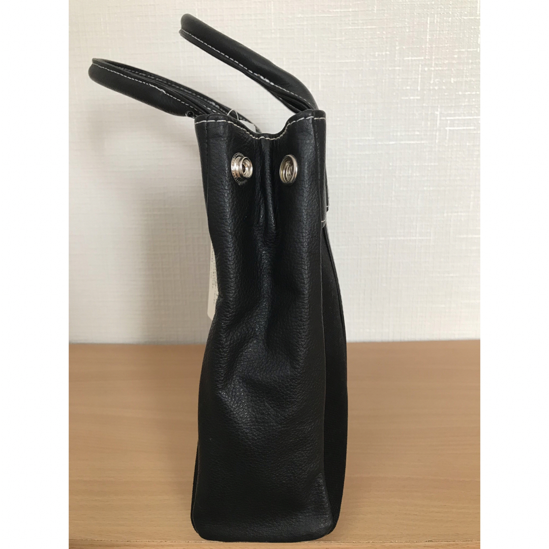 本革×コットンのシンプル黒バッグ【未使用】 レディースのバッグ(ハンドバッグ)の商品写真