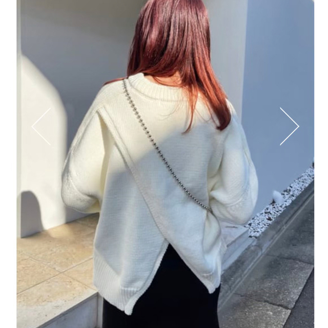 moussy(マウジー)のMOUSSY BACK SLIT OVER ニット マウジー オーバーニット レディースのトップス(ニット/セーター)の商品写真