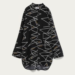 ビューティアンドユースユナイテッドアローズ(BEAUTY&YOUTH UNITED ARROWS)のB.Y ネオンプリントバンドカラーシャツ　ブラック(シャツ/ブラウス(長袖/七分))