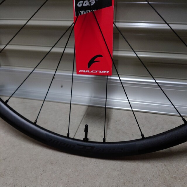 美品 フルクラム FULCRUM RAPID RED 3 シマノハブ 700c 最安値級価格