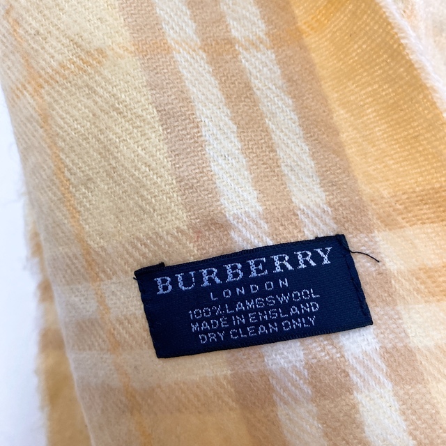 BURBERRY(バーバリー)のBurberry バーバリ　マフラー　ストール　ノバチェック　ウール　黄色 レディースのファッション小物(マフラー/ショール)の商品写真