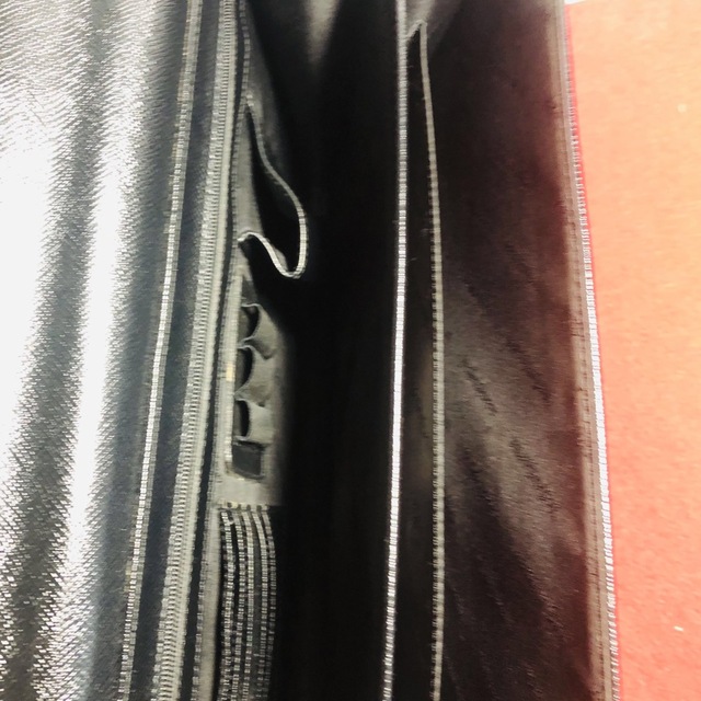 Yves Saint Laurent(イヴサンローラン)の【美品】☆Yves Saint Laurent  ヴンテージ　ビジネス バッグ メンズのバッグ(ビジネスバッグ)の商品写真