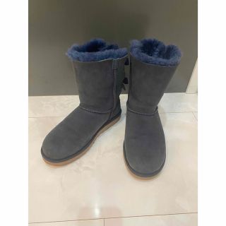 アグオーストラリア(UGG AUSTRALIA)のUGG  ベイリーボウ　ネイビー(ブーツ)