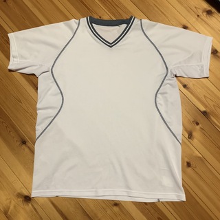 ユニクロ(UNIQLO)のメンズXL　UNIQLO Ｔシャツ白　SALE！4/30まで(Tシャツ/カットソー(半袖/袖なし))