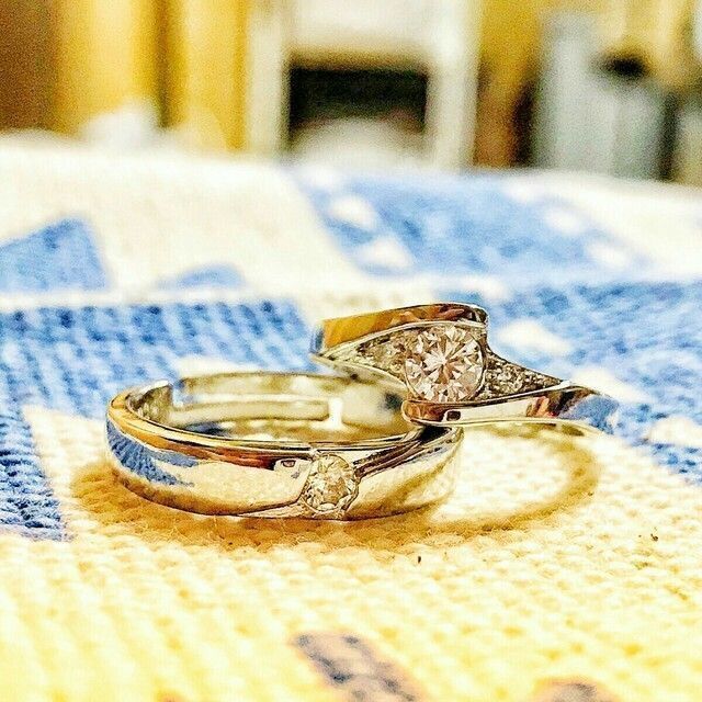 【即日発送 箱つき】2個セット カップル ペアリング シルバーリング 指輪♥ レディースのアクセサリー(リング(指輪))の商品写真