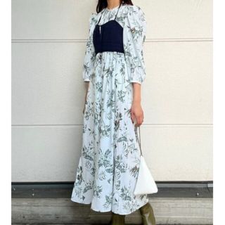 マウジー(moussy)のORIENTAL PATTERN ワンピース moussy ロング パフスリーブ(ロングワンピース/マキシワンピース)