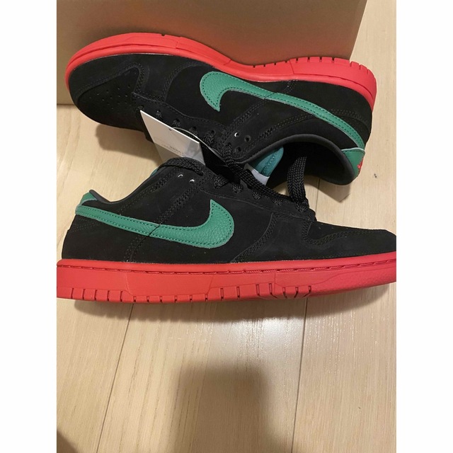 NIKE(ナイキ)のnike dunk by you gucci メンズの靴/シューズ(スニーカー)の商品写真