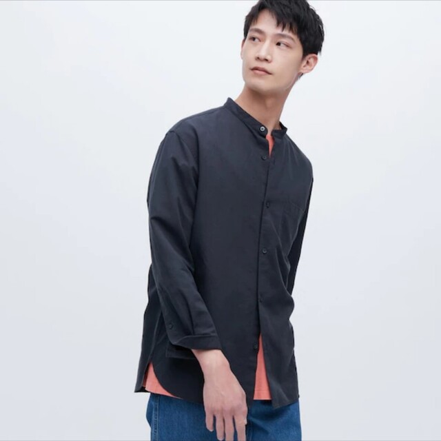 UNIQLO(ユニクロ)のリネンコットンスタンドカラーシャツ　ネイビー　M　ユニクロ　UNIQLO メンズのトップス(シャツ)の商品写真