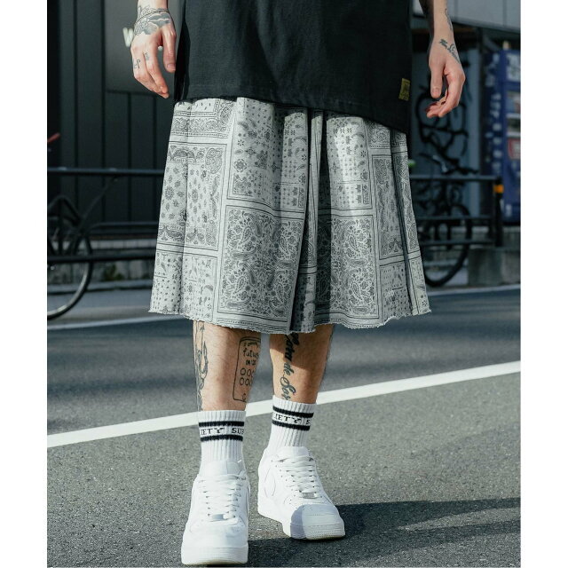 Subciety(サブサエティ)の【GRAY】Subciety/(U)PAISLEY SWEAT SHORTS その他のその他(その他)の商品写真