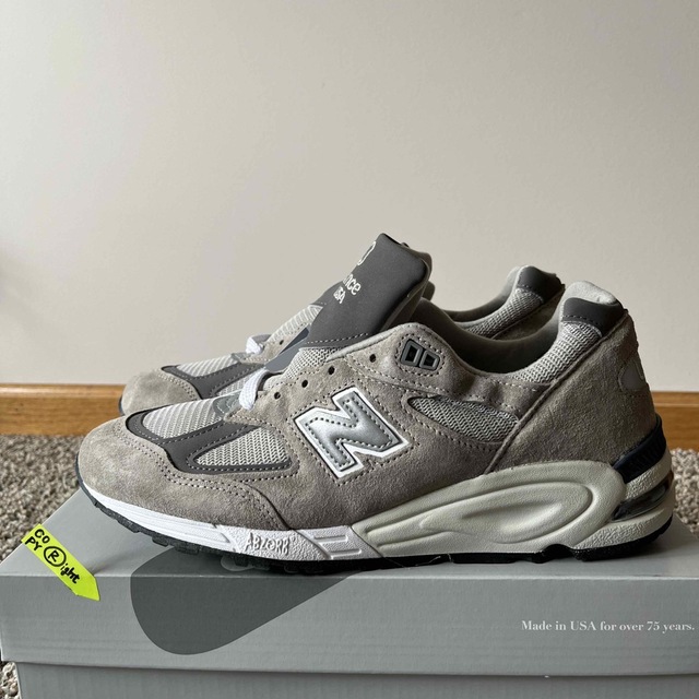 New Balance(ニューバランス)のニューバランス 990v2 グレー US8.5 メンズの靴/シューズ(スニーカー)の商品写真