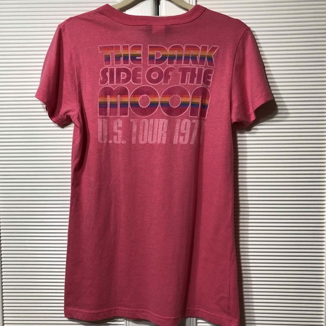 JUNK FOOD(ジャンクフード)の美品☆難あり☆ジャンクフード☆PINKFLOYD☆ピンクTシャツLサイズ レディースのトップス(Tシャツ(半袖/袖なし))の商品写真