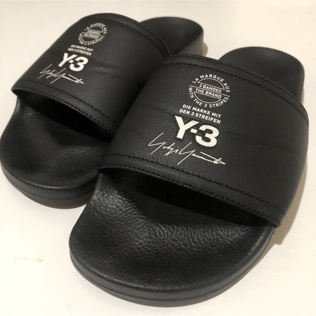 Y-3(ワイスリー)のY-3 ADILETTE サンダル メンズの靴/シューズ(サンダル)の商品写真