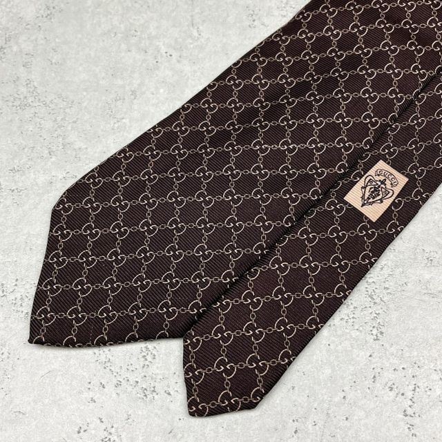 Gucci(グッチ)の極美品✨ GUCCI ネクタイ GG柄 チェーン シルク100% ブラウン 茶色 メンズのファッション小物(ネクタイ)の商品写真