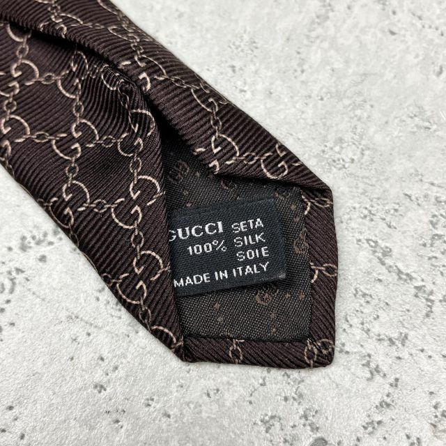 Gucci(グッチ)の極美品✨ GUCCI ネクタイ GG柄 チェーン シルク100% ブラウン 茶色 メンズのファッション小物(ネクタイ)の商品写真