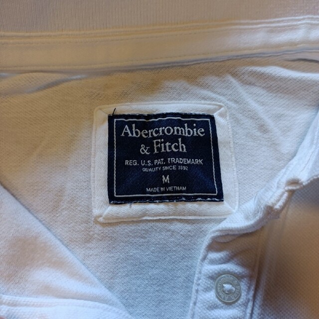 Abercrombie&Fitch(アバクロンビーアンドフィッチ)のAbercrombie&Fitch　ポロシャツ　白　レディース　92 レディースのトップス(ポロシャツ)の商品写真