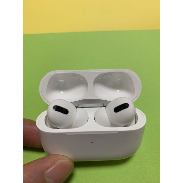 Apple AirPods Pro MWP22J A