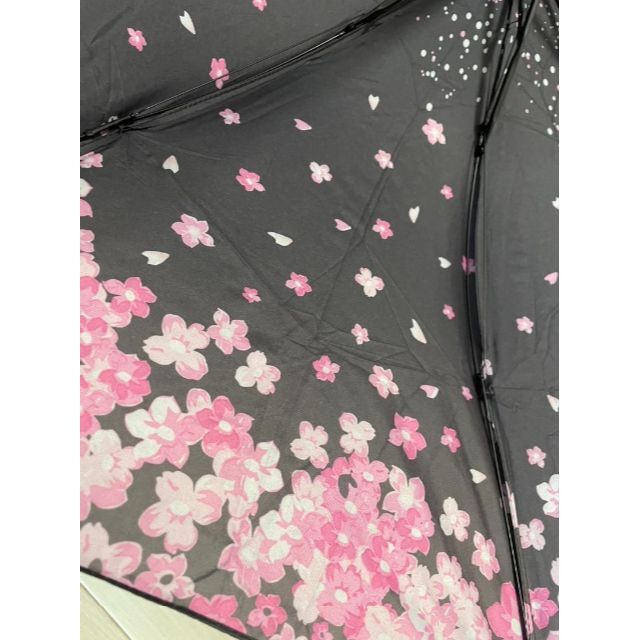 晴雨兼用　折りたたみ傘　撥水加工　桜 蝶なし レディースのファッション小物(傘)の商品写真