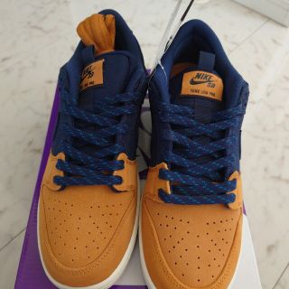 ナイキ(NIKE)のNIKE SB Dunk Low“Desert Ochre and Midnig(スニーカー)