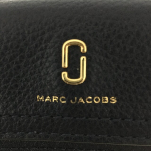 MARC JACOBS(マークジェイコブス)のchan様専用【美品】MARK JACOBS 短財布 ネイビー ケアカード付き レディースのファッション小物(財布)の商品写真