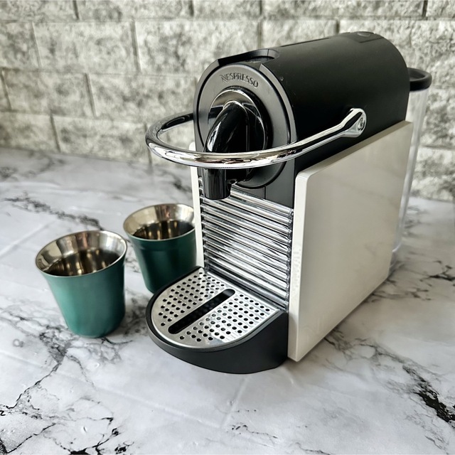 NESPRESSO - ネスプレッソ コーヒーメーカー D60C 2017年製