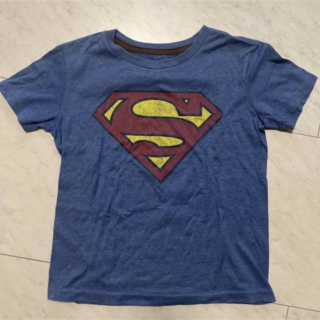 Old Navy(オールドネイビー)のOLDNAVY キッズ　半袖Tシャツ　120 スーパーマン キッズ/ベビー/マタニティのキッズ服男の子用(90cm~)(Tシャツ/カットソー)の商品写真