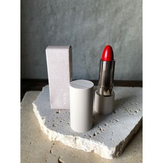 アールエムケー(RMK)の新品未使用　RMK ザリップカラー　#11  キープイットリアル(口紅)