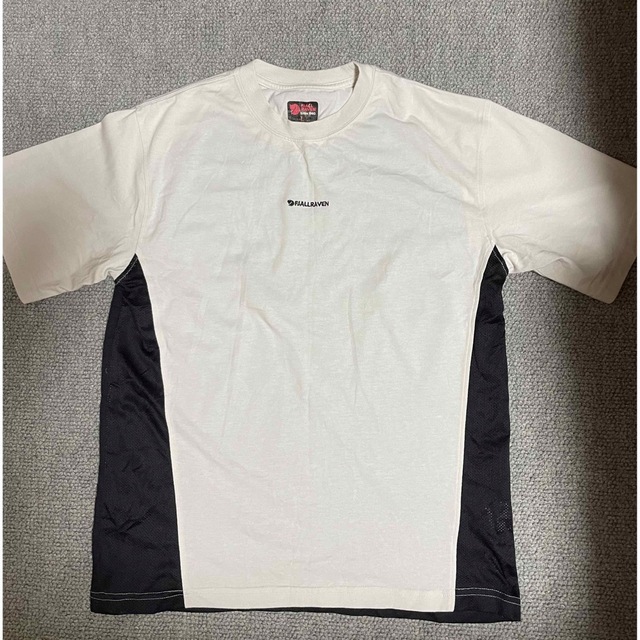FJALL RAVEN(フェールラーベン)のフェールラーベン　Tシャツ メンズのトップス(シャツ)の商品写真