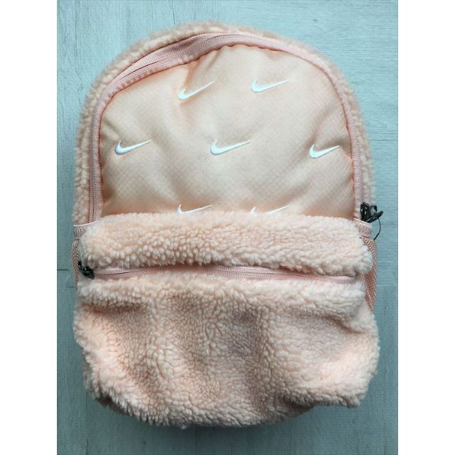 NIKE（ナイキ） バックパック リュックサック バッグ キッズ 新品 (67)