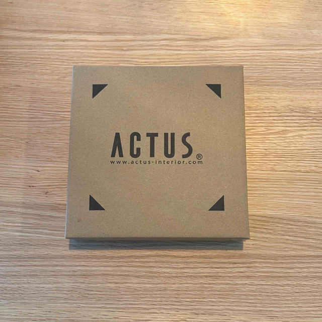 ACTUS(アクタス)のスタンドミラー　アイボリー レディースのファッション小物(ミラー)の商品写真