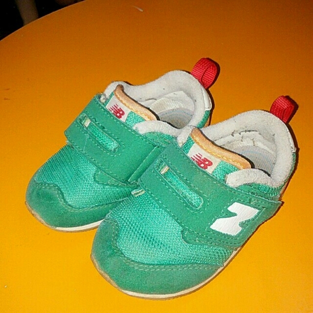 New Balance(ニューバランス)のnew balance13.5㎝靴 キッズ/ベビー/マタニティのベビー靴/シューズ(~14cm)(スニーカー)の商品写真