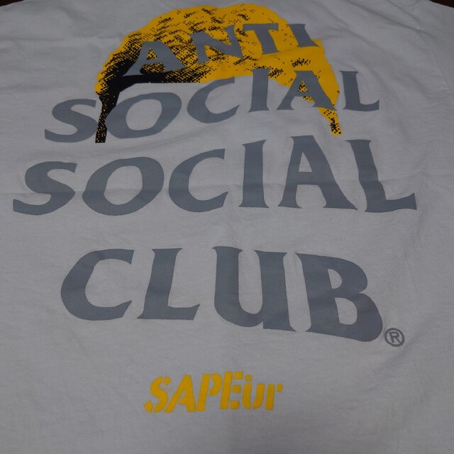 ANTI SOCIAL SOCIAL CLUB(アンチソーシャルソーシャルクラブ)の【白黄/XL】SAPEur × ASSC コラボレーションTee 【送料無料】 メンズのトップス(Tシャツ/カットソー(半袖/袖なし))の商品写真