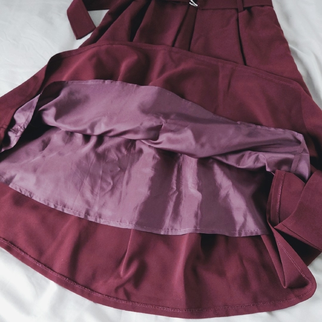nano・universe(ナノユニバース)のナノアンドコー ベルト付き ひざ丈スカート ボルドー Mひざ丈スカート レディースのスカート(ひざ丈スカート)の商品写真