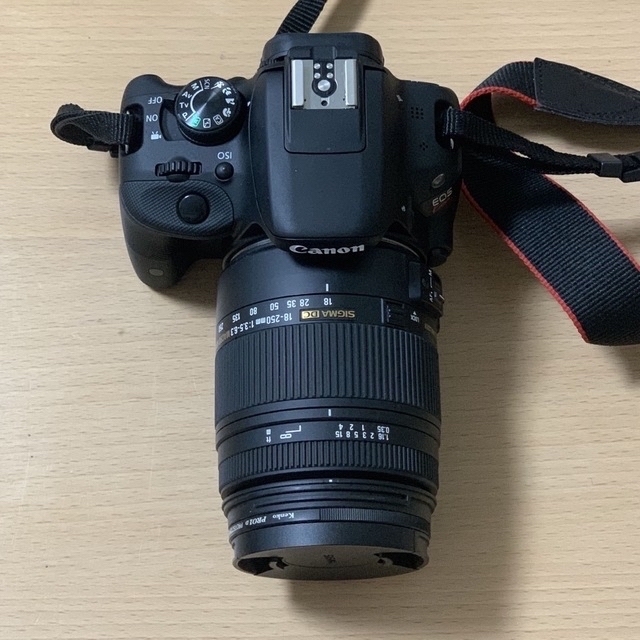 Canon(キヤノン)のCanon EOS Kiss X7 SIGMA18-250mmレンズセット スマホ/家電/カメラのカメラ(デジタル一眼)の商品写真