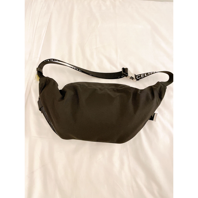 CELINE - 新品 セリーヌ ボディバッグ ユニセックス CELINEの CELINE - 新品 セリーヌ ボディバッグ ユニセックス CELINEの