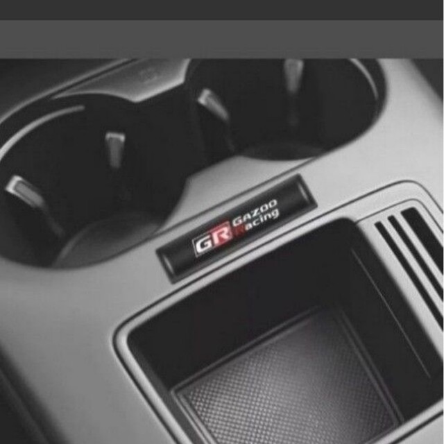 AUDI(アウディ)のアウディ　立体成形ステッカー6p激安価格に付き値引き不可。 自動車/バイクの自動車(車内アクセサリ)の商品写真
