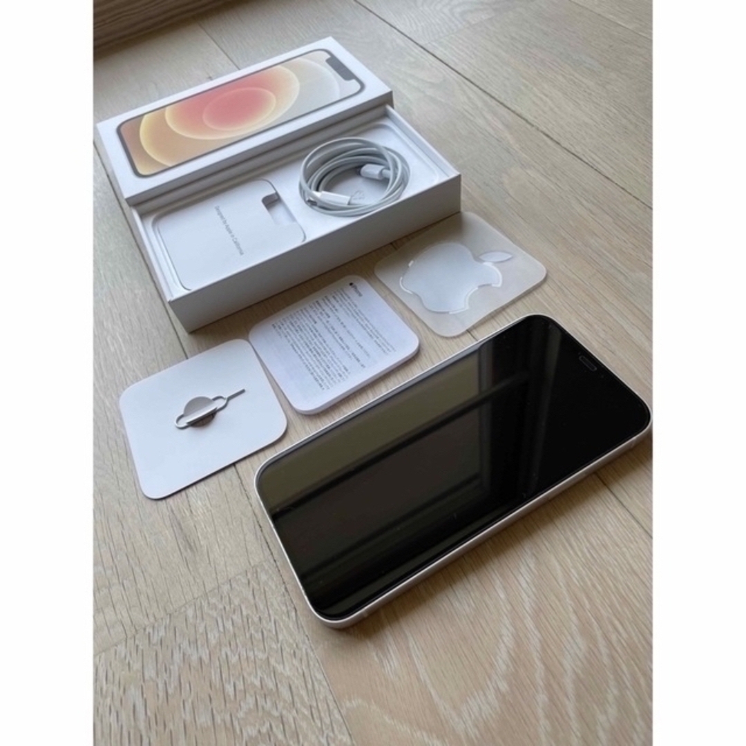 格安通販新作 iPhone 12 ホワイト 64 GB docomo スマホ/家電/カメラ