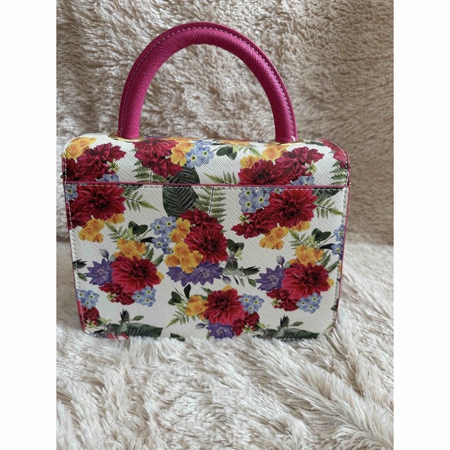 Samantha Vega(サマンサベガ)のサマンサベガ　花柄ショルダーバッグ レディースのバッグ(ショルダーバッグ)の商品写真