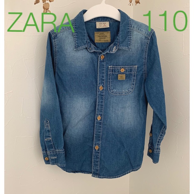 ZARA(ザラ)のZARA kids デニムシャツ　110 キッズ/ベビー/マタニティのキッズ服男の子用(90cm~)(Tシャツ/カットソー)の商品写真