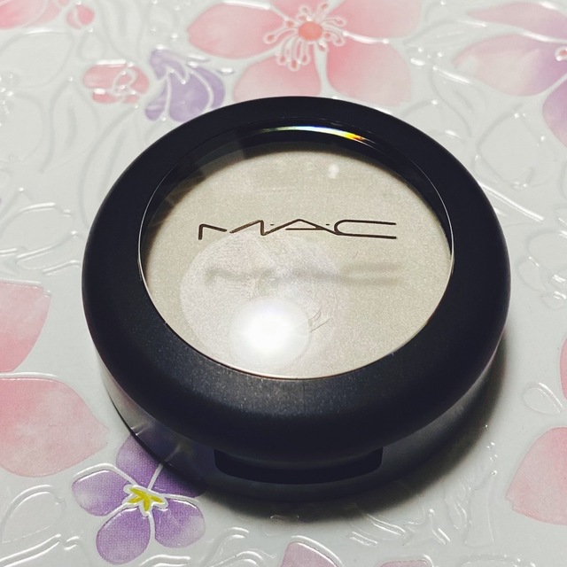 MAC(マック)のマック　クリームカラーベース　ルーナ　アイベース コスメ/美容のベースメイク/化粧品(アイシャドウ)の商品写真